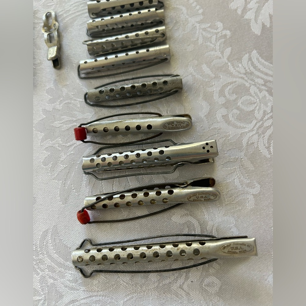 Vintage Aluminum Hair Curler Rollers - Picture 5 of 7